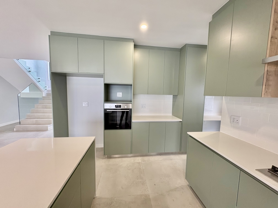 4 Bedroom Property for Sale in Sandown Western Cape